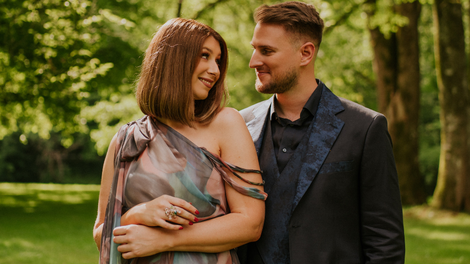 Eva Boto Gregor Ravnik duet S tabo mi je lažje vse