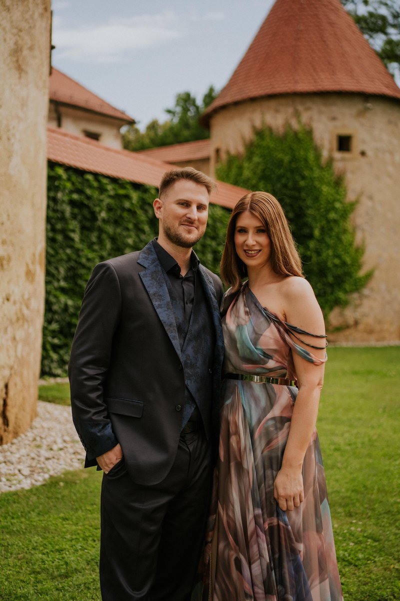 Eva Boto Gregor Ravnik duet S tabo mi je lažje vse