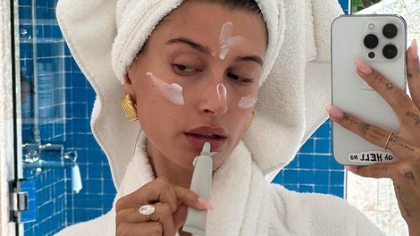 Krema iz slovenskih lekarn, ki jo obožujejo dermatologi: "To je pravi čudež v tubi"