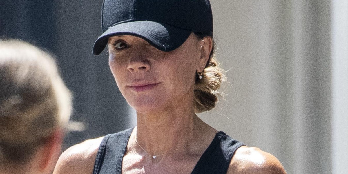 Victoria Beckham svoje ikonične petke zamenjala za te redke superge