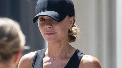 Victoria Beckham svoje ikonične petke zamenjala za te redke superge