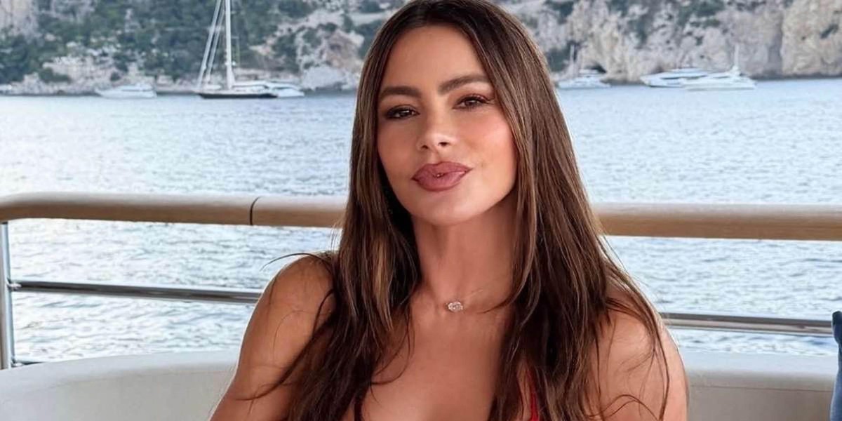 5 pravil za nošenje bikinija po 50. letu, s katerimi bo videti elegantno