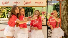 
                                                         Cvicek Spritz Party
