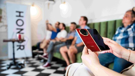 HONOR Magic V6 odslej tudi v Sloveniji