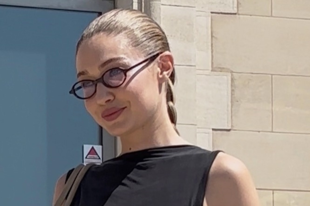 Gigi Hadid obudila modni trend, ki ga bomo letos videvali povsod (foto: Profimedia)