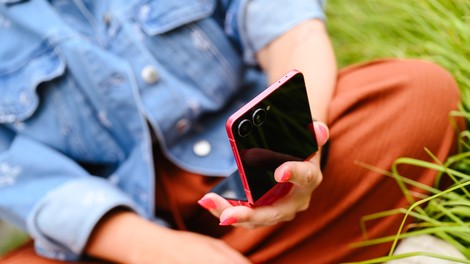 Telefon, ki se je naučil, kako izgledati dobro