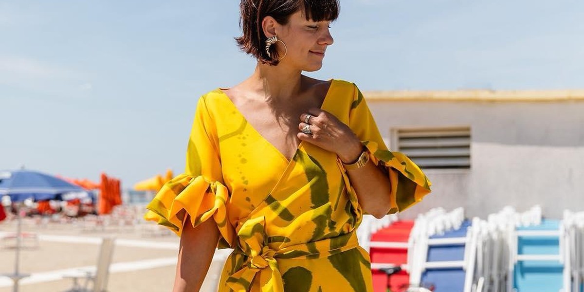 Moda je najlepša takrat, ko si upamo biti svoji: Lara Bernot o življenju skozi oči modne oblikovalke