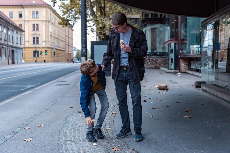 V Sarajevu bo svetovno premiero doživel tudi ta slovenski film z Juretom Henigmanom v glavni vlogi!