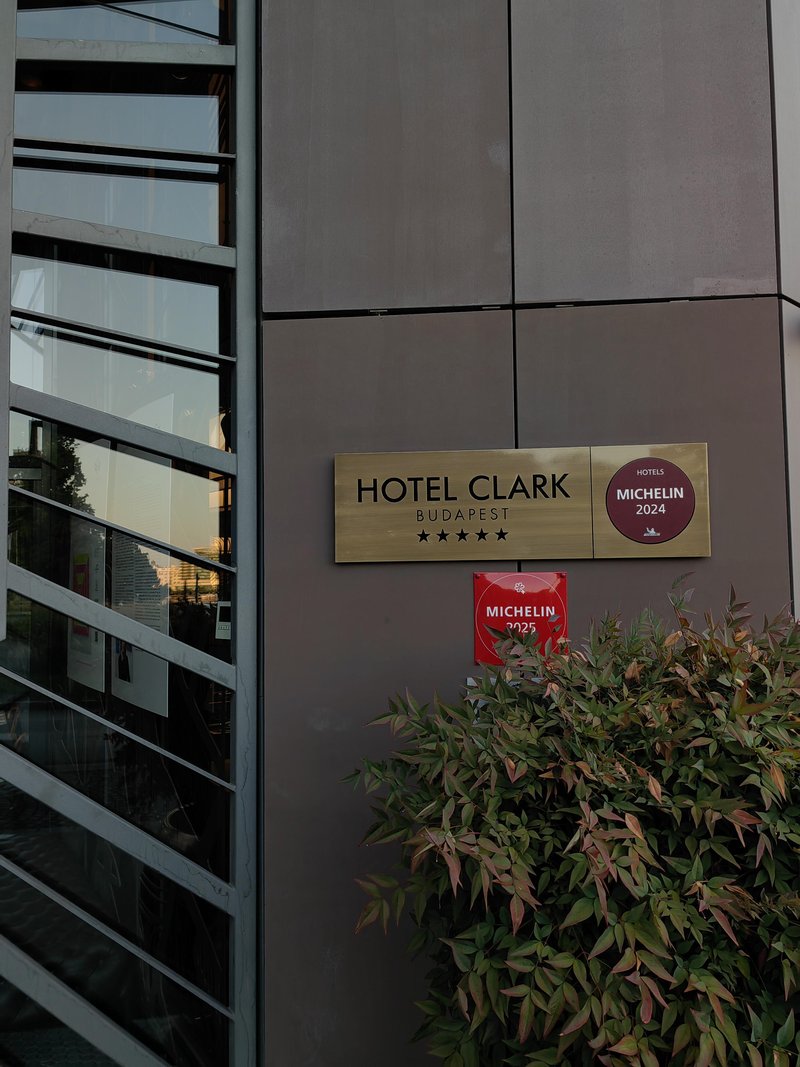 Budimpešta: hotel, za katerega bi si želeli, da bi vam ga priporočili že prej