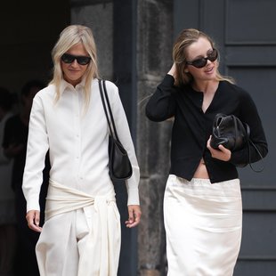 Saint Laurent ima brezčasno torbico, ki je že leta priljubljena med ženskami z občutkom za stil