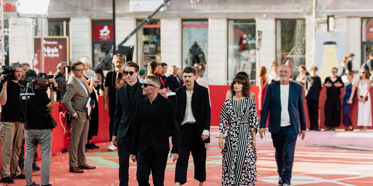 Ta stajling priznanega slovenskega igralca je bil v Sarajevu oklican za enega najboljših moških videzov letošnjega filmskega festivala!