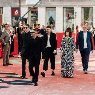 Ta stajling priznanega slovenskega igralca je bil v Sarajevu oklican za enega najboljših moških videzov letošnjega filmskega festivala!