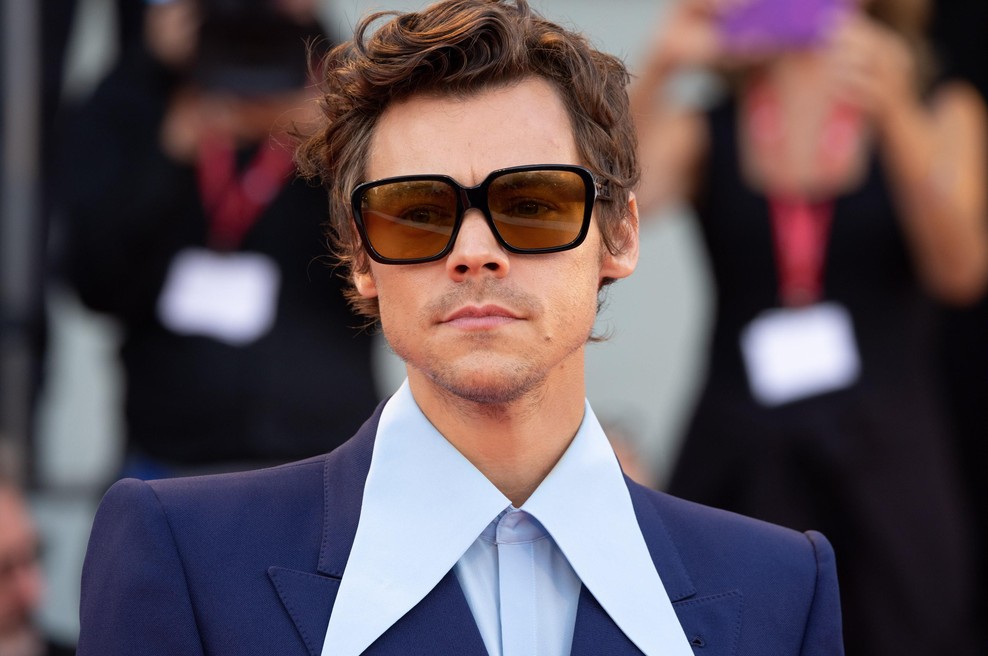 Harry Styles nosi srajco, ki jo dekleta najraje kradejo svojim fantom (foto: Profimedia)