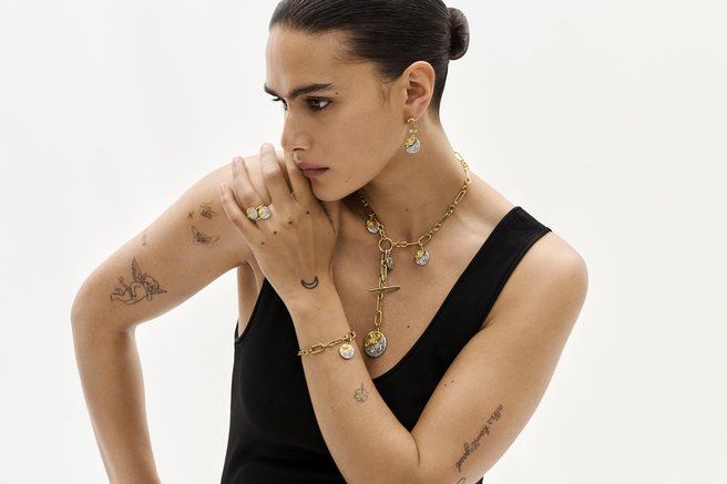 Pandora talisman: novo poglavje, navdihnjeno z zodiakom