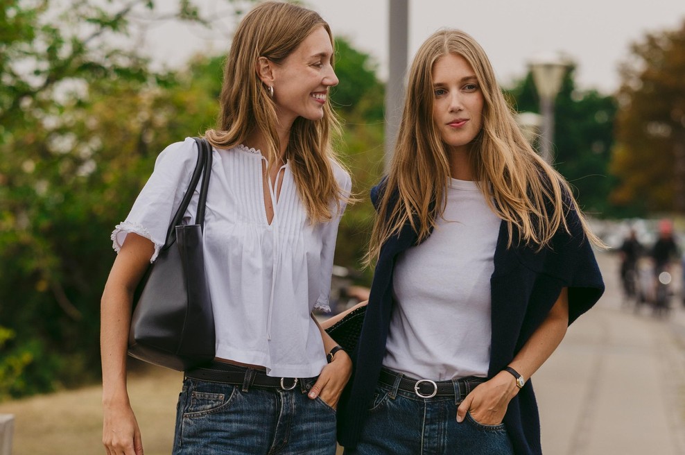 Birkenstock vstopa v boho obdobje: Kultni model dobil Etrovo preobrazbo (foto: Profimedia)