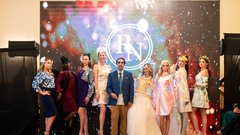 
                                                         International Heritage Fashion Week prinaša dediščino, vzhajajoče talente in novo generacijo ustvarjalcev na newyorški teden mode – povzetek 5. sezone