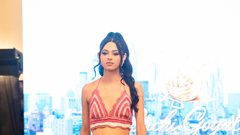 
                                                         International Heritage Fashion Week prinaša dediščino, vzhajajoče talente in novo generacijo ustvarjalcev na newyorški teden mode – povzetek 5. sezone