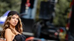 
                                                         Moda v vsej svoji ustvarjalni energiji: pokukali smo na teden mode v romunskem Aradu