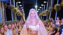 
                                                         Moda v vsej svoji ustvarjalni energiji: pokukali smo na teden mode v romunskem Aradu