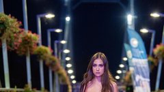 
                                                         Moda v vsej svoji ustvarjalni energiji: pokukali smo na teden mode v romunskem Aradu