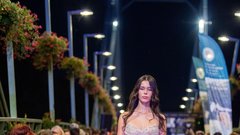 
                                                         Moda v vsej svoji ustvarjalni energiji: pokukali smo na teden mode v romunskem Aradu