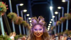 
                                                         Moda v vsej svoji ustvarjalni energiji: pokukali smo na teden mode v romunskem Aradu
