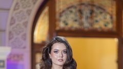 
                                                         Moda v vsej svoji ustvarjalni energiji: pokukali smo na teden mode v romunskem Aradu