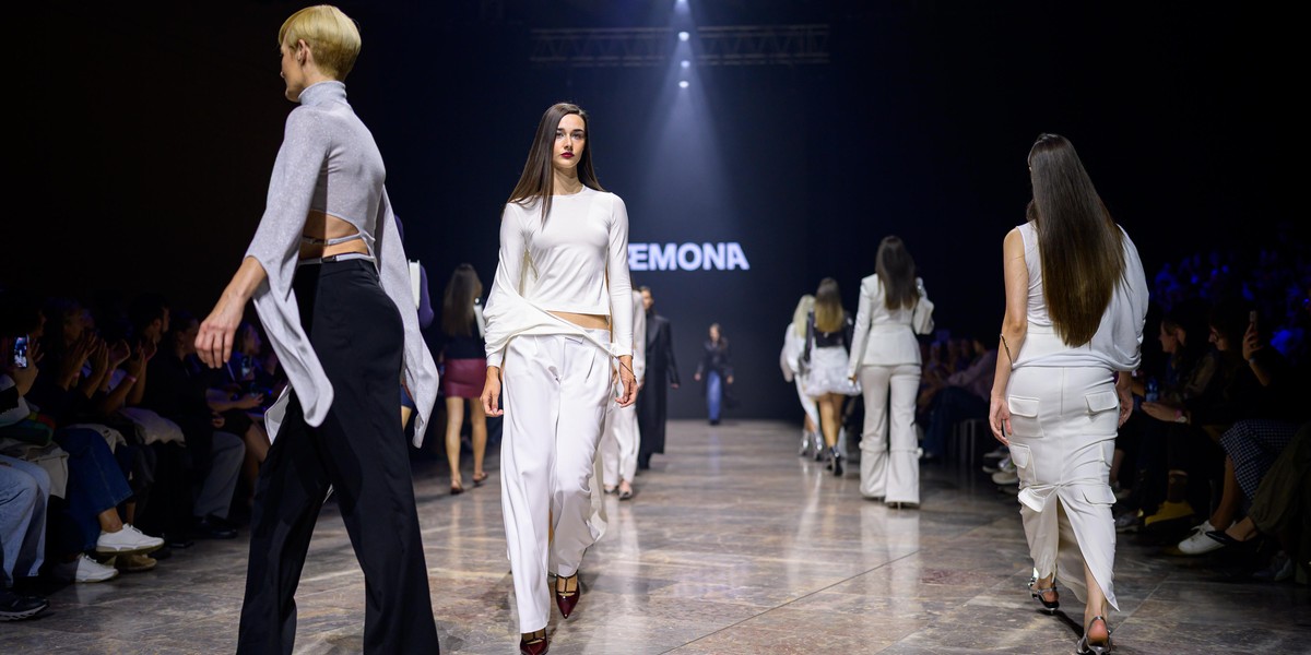 Aemona je odprla Ljubljanski teden mode: oglejte si utrinke prvega dne