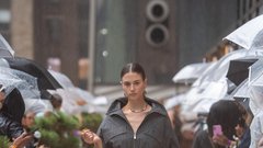 
                                                         NINA B shoes z MONTEMARE bag in RAW HIBISCUS jewelry