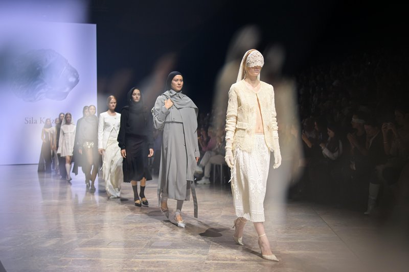 Ljubljanski teden mode ima zmagovalca nagrade WOW, dogajanje pa se seli v showroom SOBBA