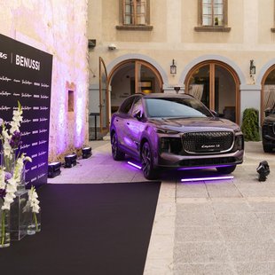 Drive Your Elegance: LEPAS se je v edinstvenem ambientu Gradu Otočec predstavil slovenskemu trgu