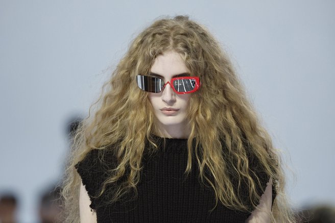 Prada spet na vrhu: To so najbolj vroče modne znamke ta trenutek